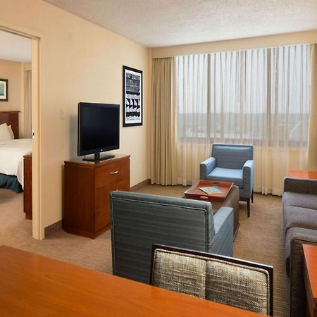 Embassy Suites Winston-Salem Exteriér fotografie