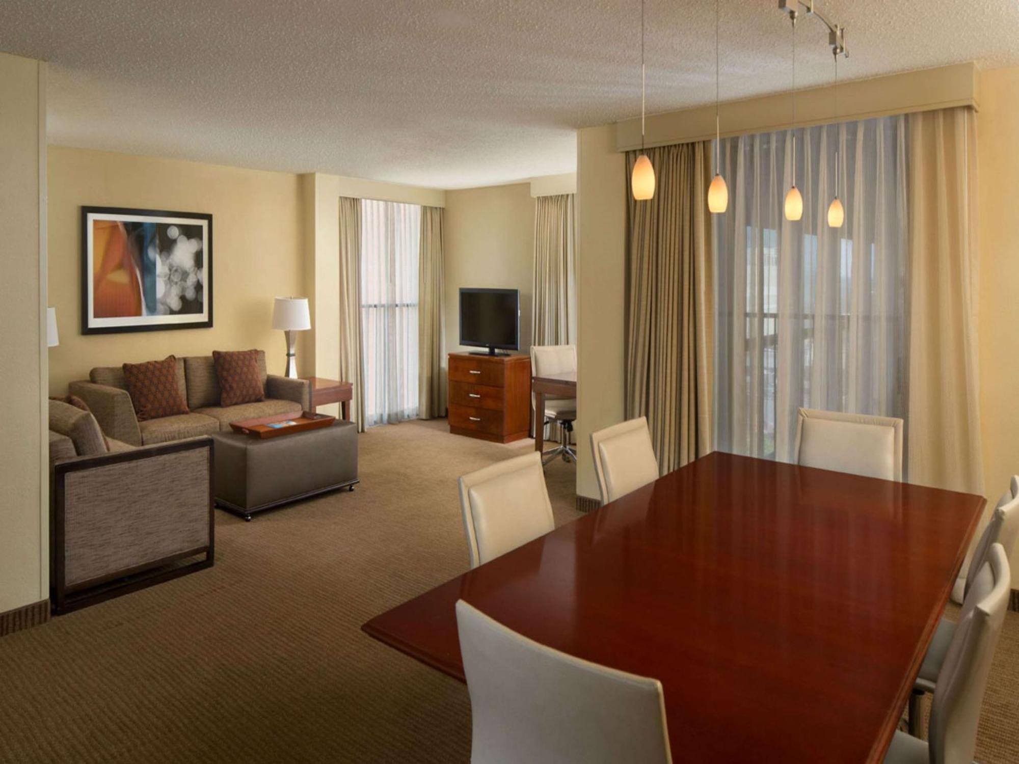 Embassy Suites Winston-Salem Exteriér fotografie