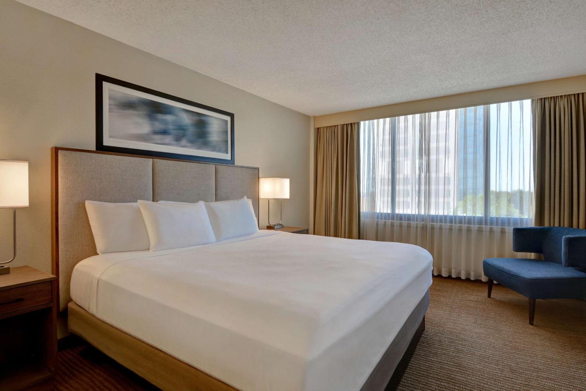 Embassy Suites Winston-Salem Exteriér fotografie
