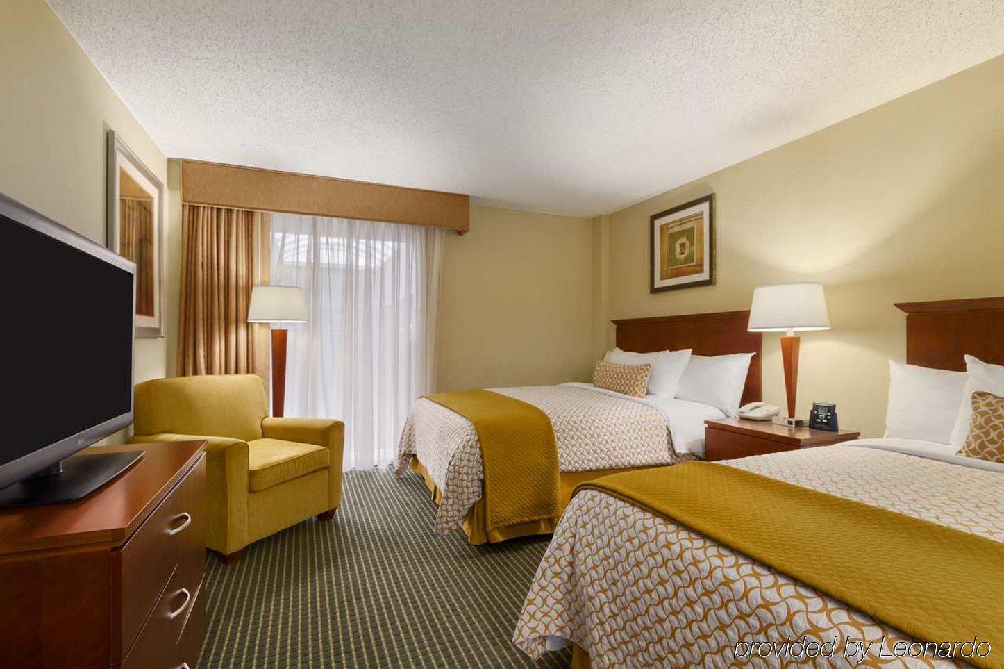 Embassy Suites Winston-Salem Exteriér fotografie